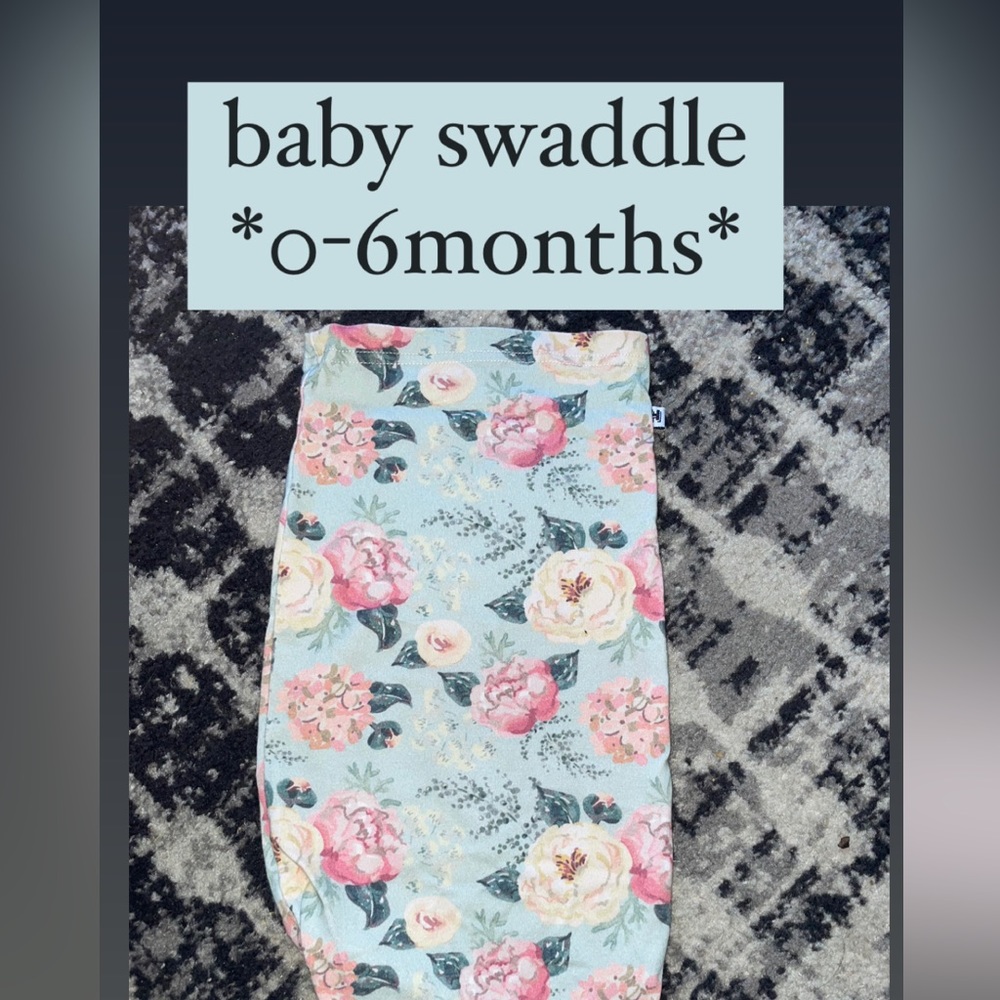 baby swaddle